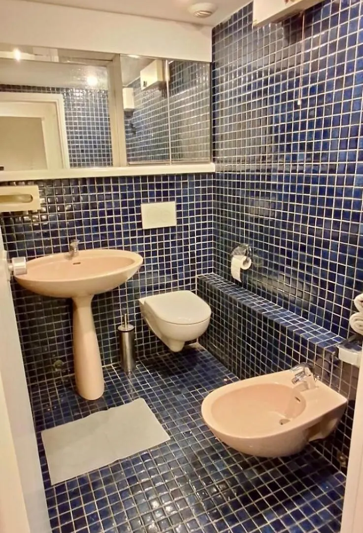 Home Sweet Home Champs Elysees Berri Paris Apartment